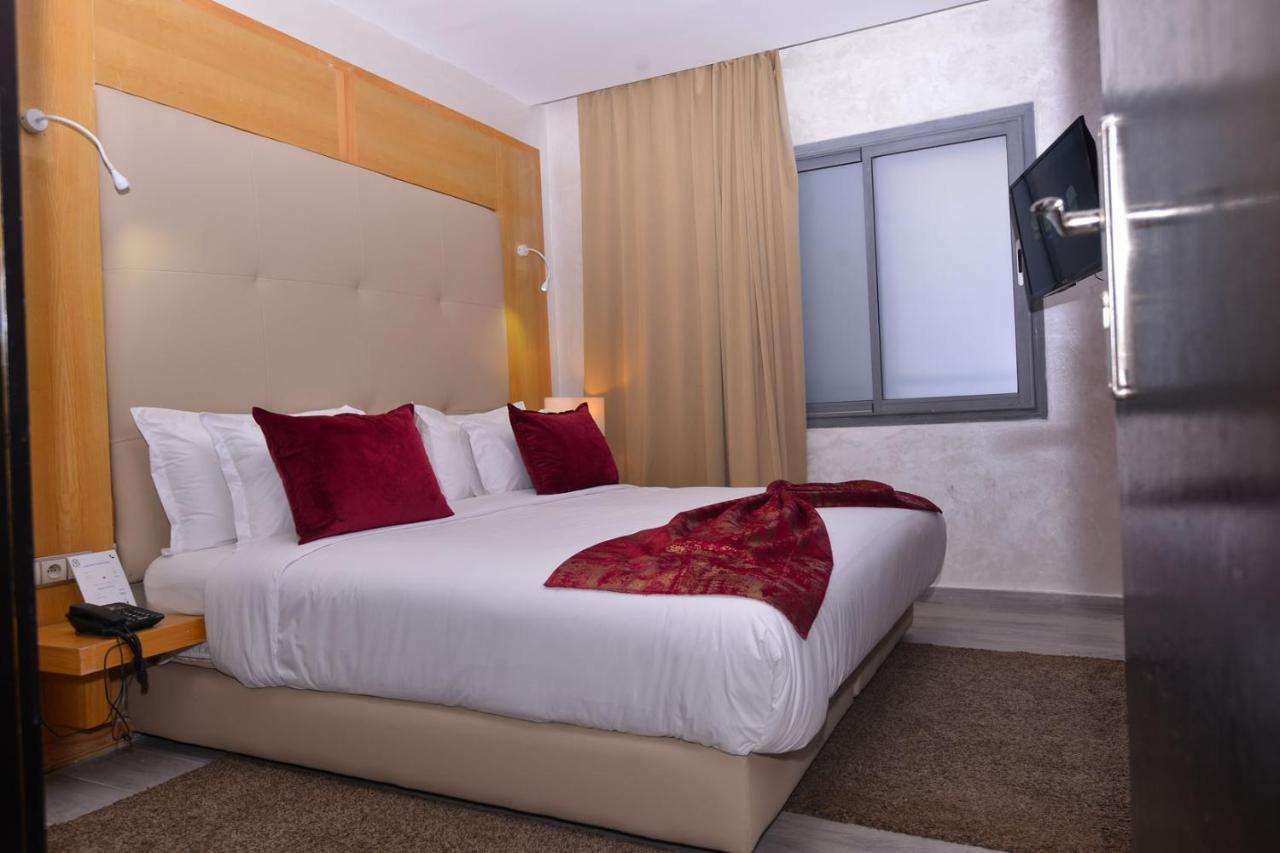 Le 135 Hôtel Casablanca Exterior foto