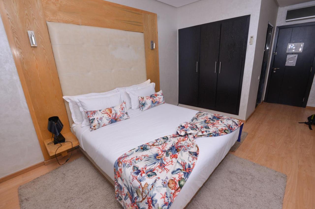 Le 135 Hôtel Casablanca Exterior foto