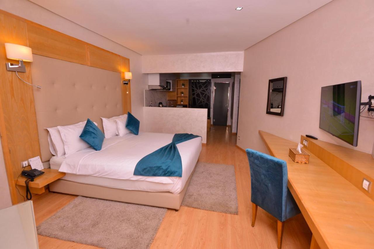 Le 135 Hôtel Casablanca Exterior foto