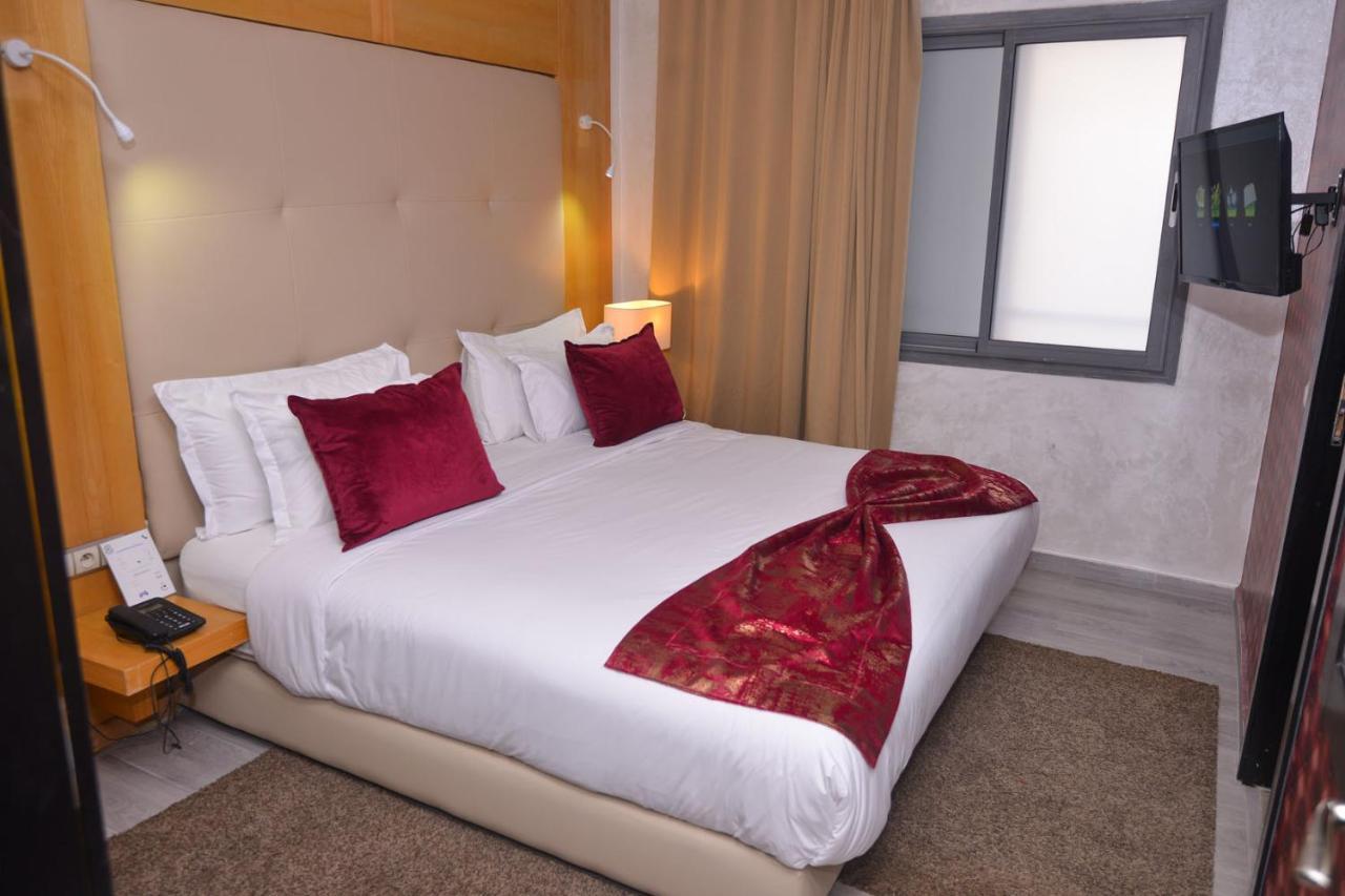 Le 135 Hôtel Casablanca Exterior foto