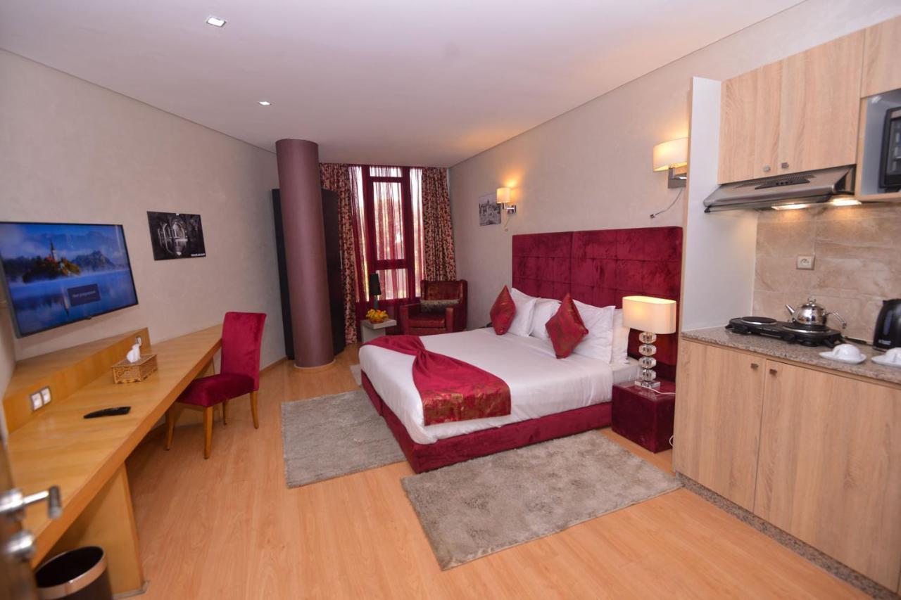 Le 135 Hôtel Casablanca Exterior foto