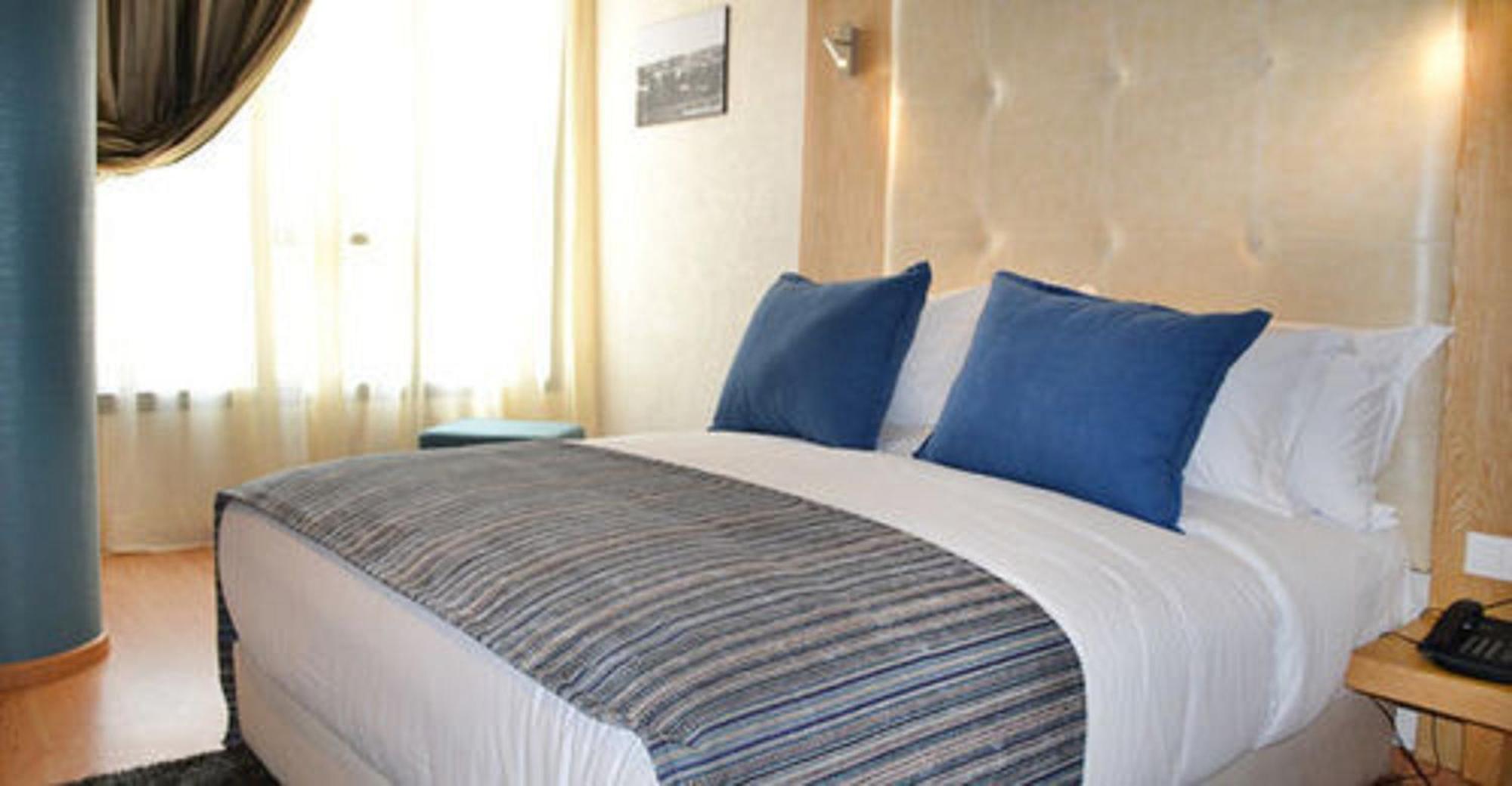 Le 135 Hôtel Casablanca Exterior foto